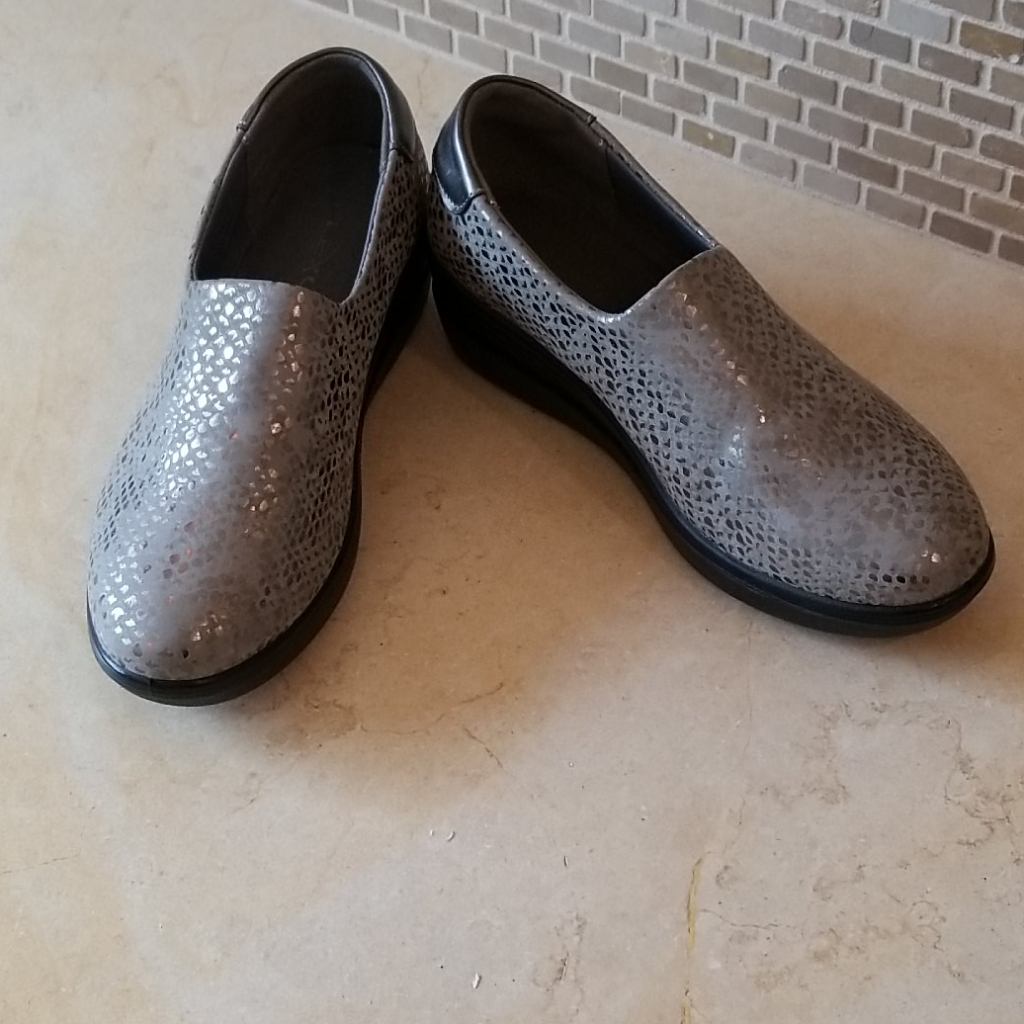 Flexus Shoe.